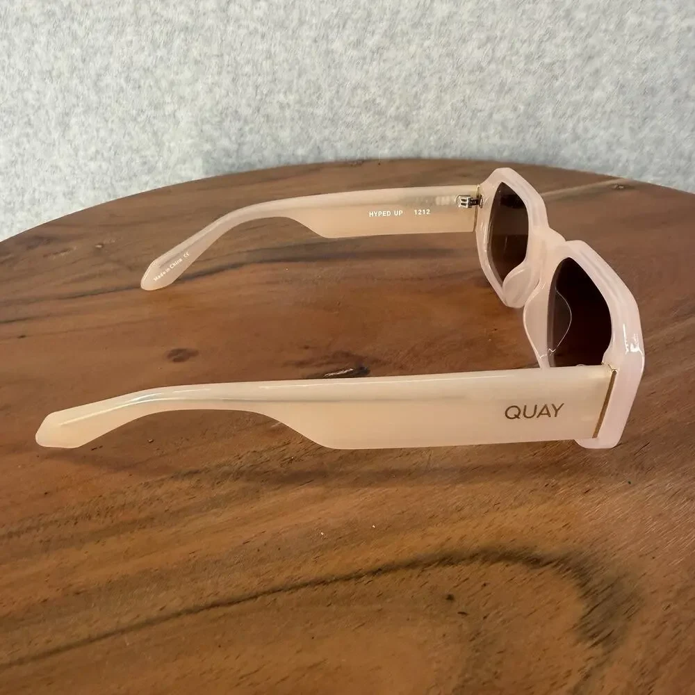 Quay Australia Hyped Up Narrow Hexagon Sunglasses Pink Nude Perfect Condition - Picture 2 of 7